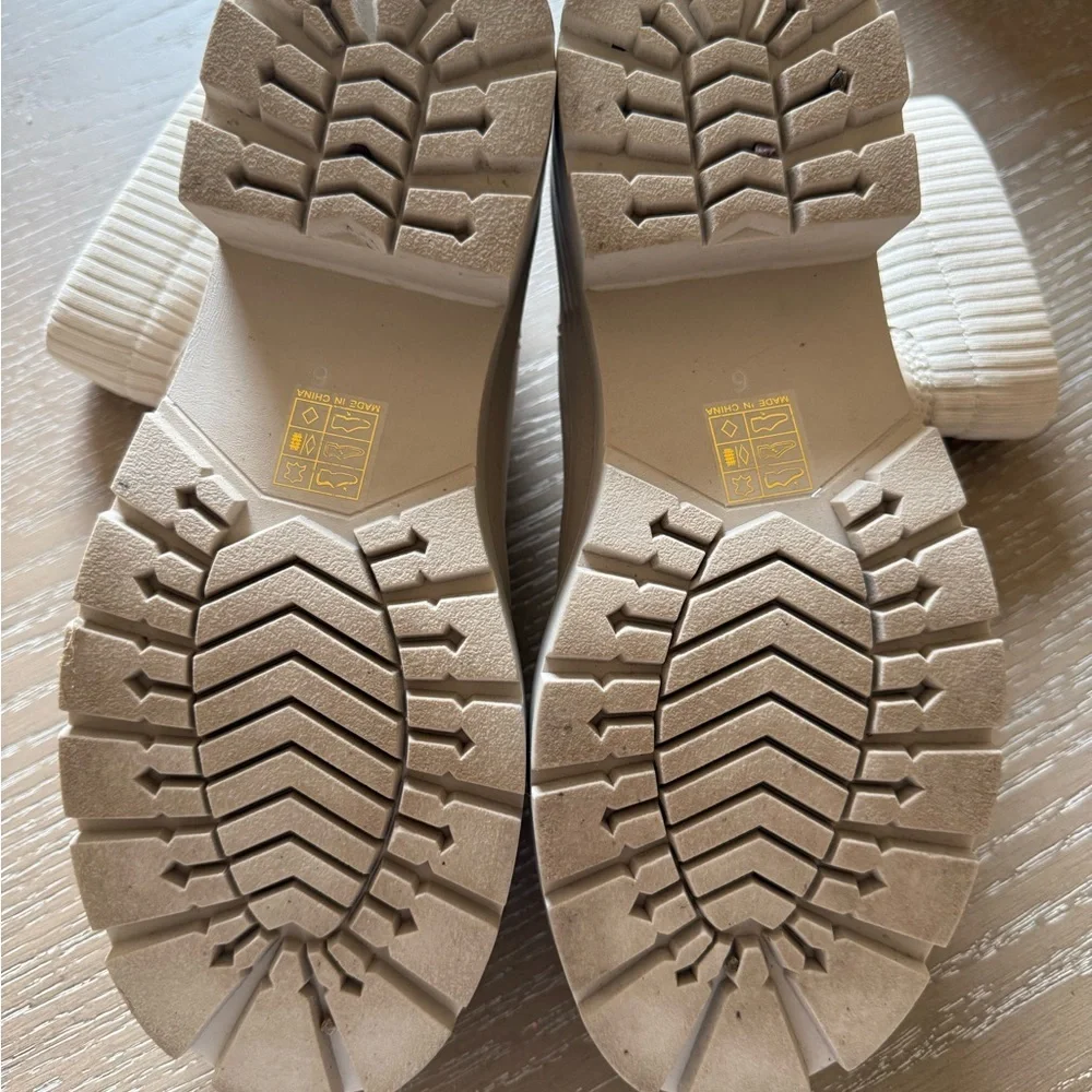 Vintage Havana Cream Winter Boots